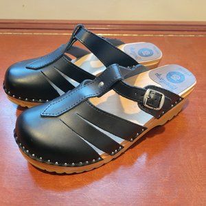 Troentorp Swedish Clogs Black Mary Jane Size 41 NWT